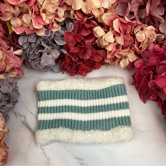 Infant Baby Mint Green Striped Winter Hat & Ring Scarf Set - Picture 10 of 15